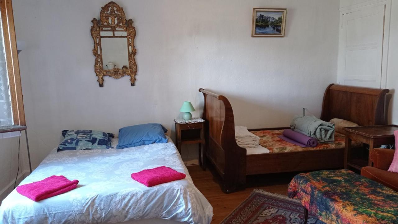 ラ・ミュール Le Genevray Bed & Breakfast エクステリア 写真